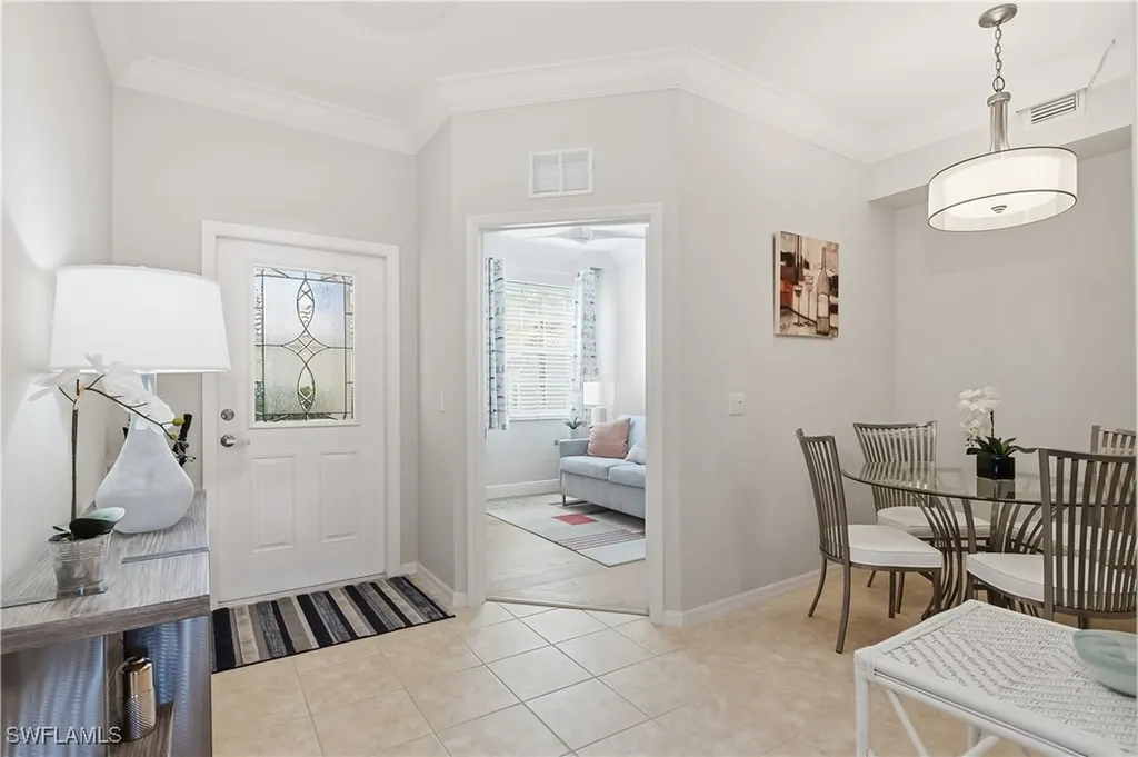 3981 Bishopwood Court E Naples FL 34114
