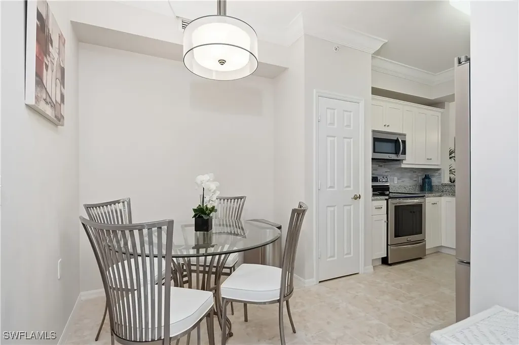 3981 Bishopwood Court E Naples FL 34114