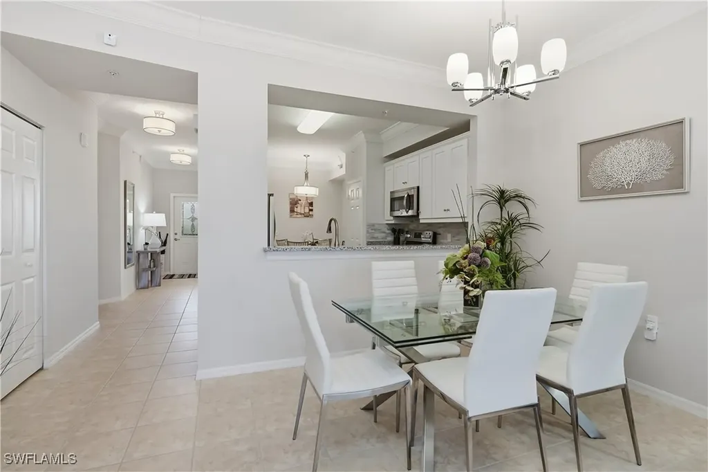 3981 Bishopwood Court E Naples FL 34114