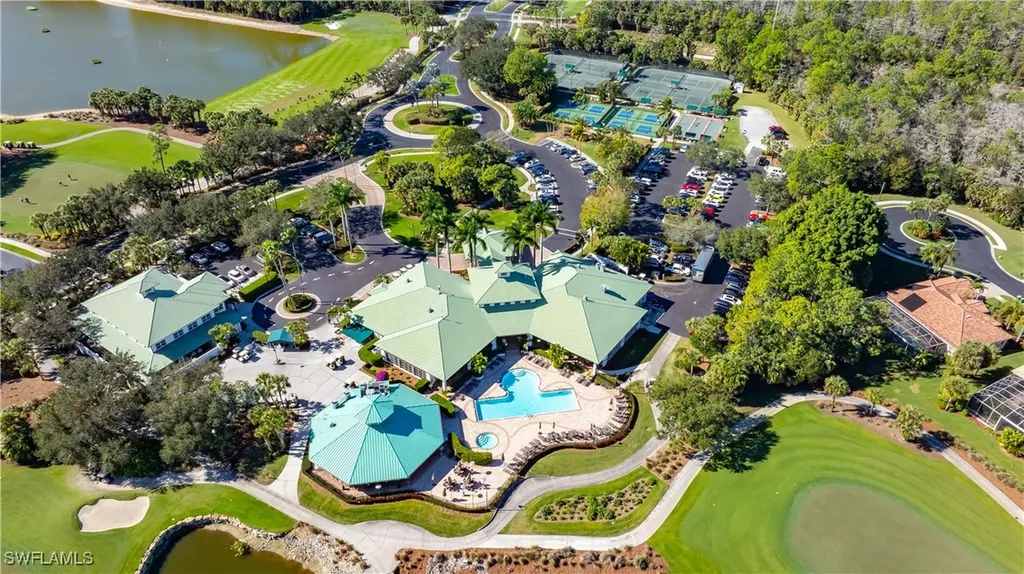 3981 Bishopwood Court E Naples FL 34114