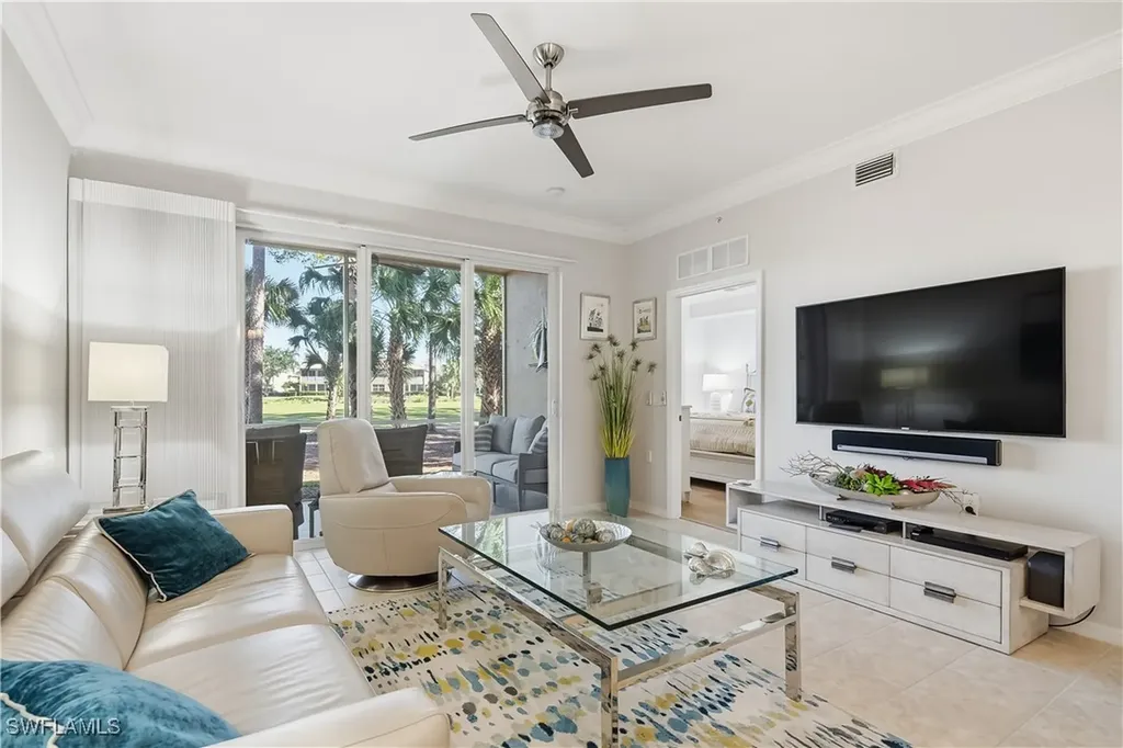3981 Bishopwood Court E Naples FL 34114