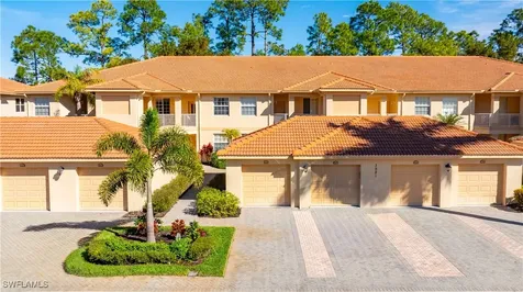 3981 Bishopwood Court E Naples FL 34114