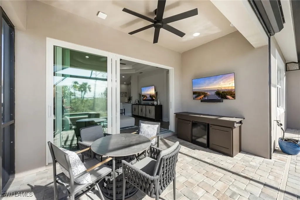 6415 Negril Isle Drive Naples FL 34113