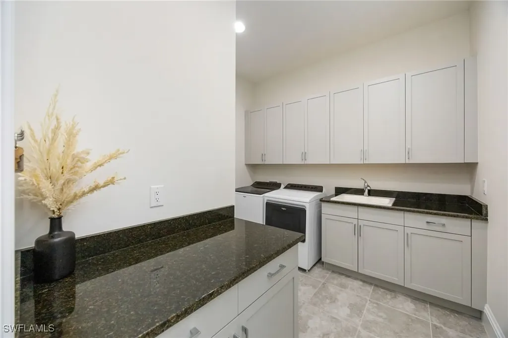 6415 Negril Isle Drive Naples FL 34113