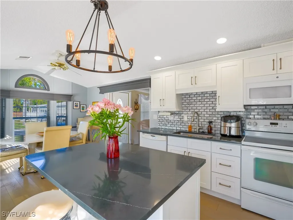 2048 Crystal Lake Drive Naples FL 34120