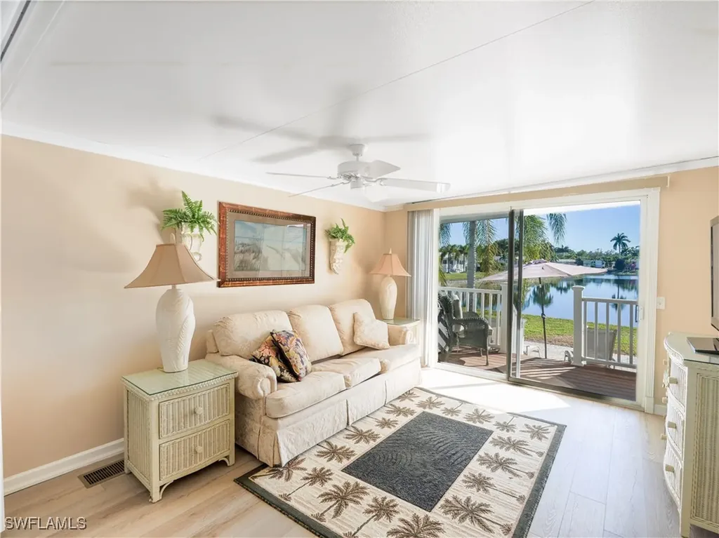 2048 Crystal Lake Drive Naples FL 34120