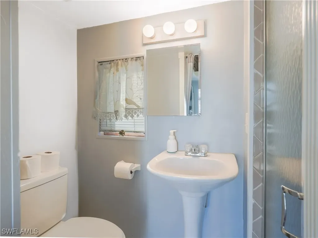 2048 Crystal Lake Drive Naples FL 34120