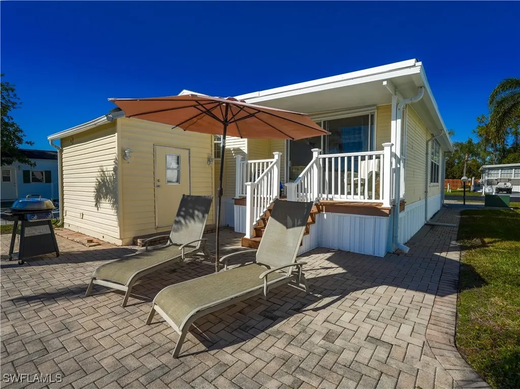 2048 Crystal Lake Drive Naples FL 34120