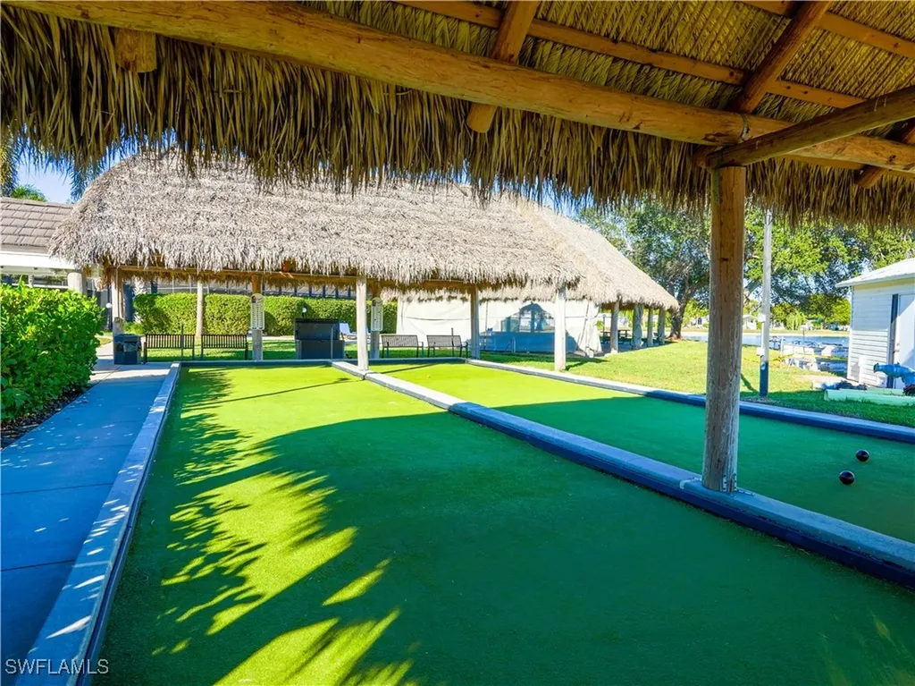 2048 Crystal Lake Drive Naples FL 34120