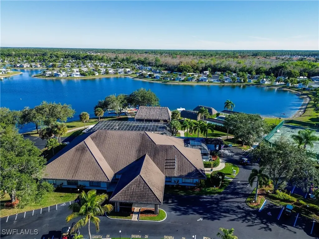 2048 Crystal Lake Drive Naples FL 34120