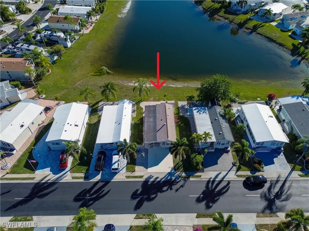 2048 Crystal Lake Drive Naples FL 34120