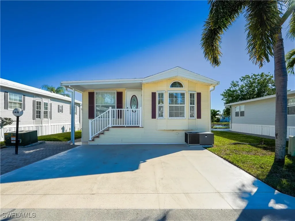 2048 Crystal Lake Drive Naples FL 34120