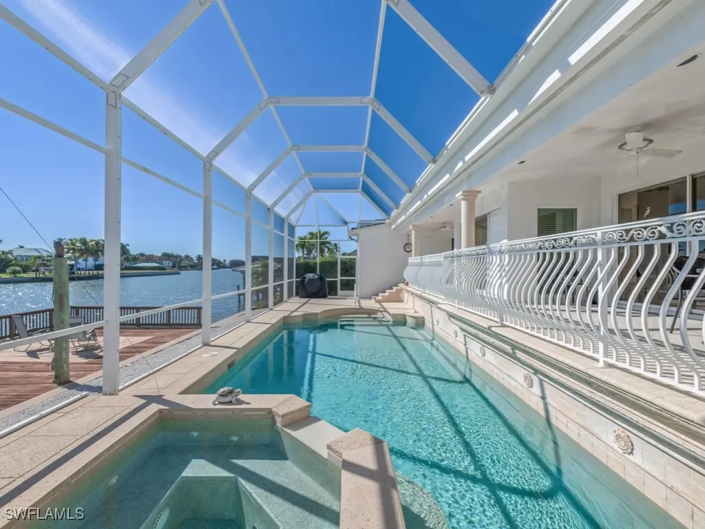 396 Conners Avenue Naples FL 34108