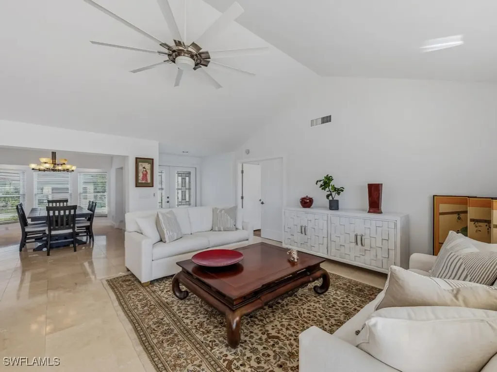 396 Conners Avenue Naples FL 34108