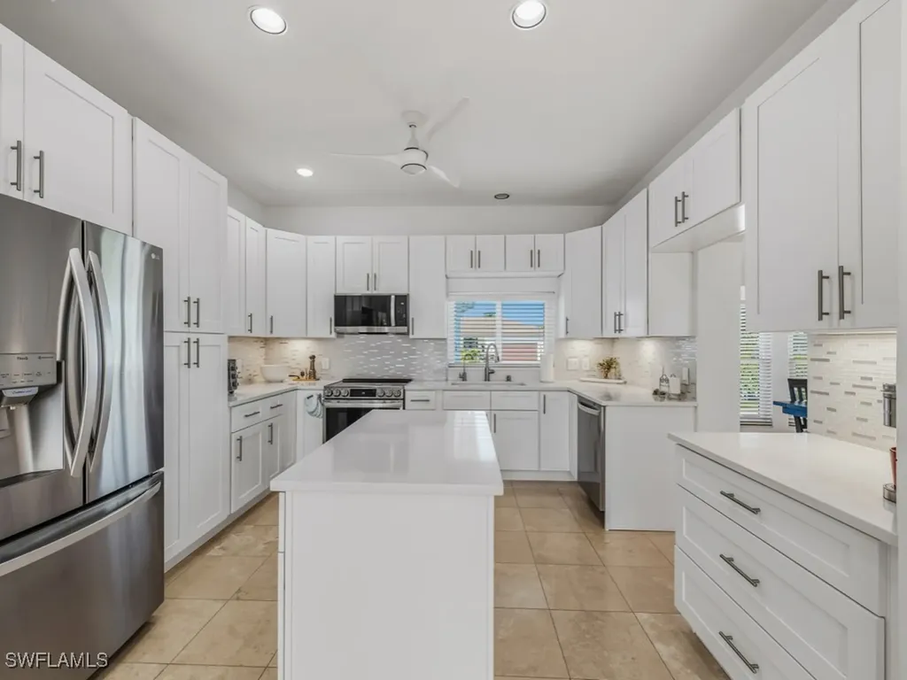 396 Conners Avenue Naples FL 34108