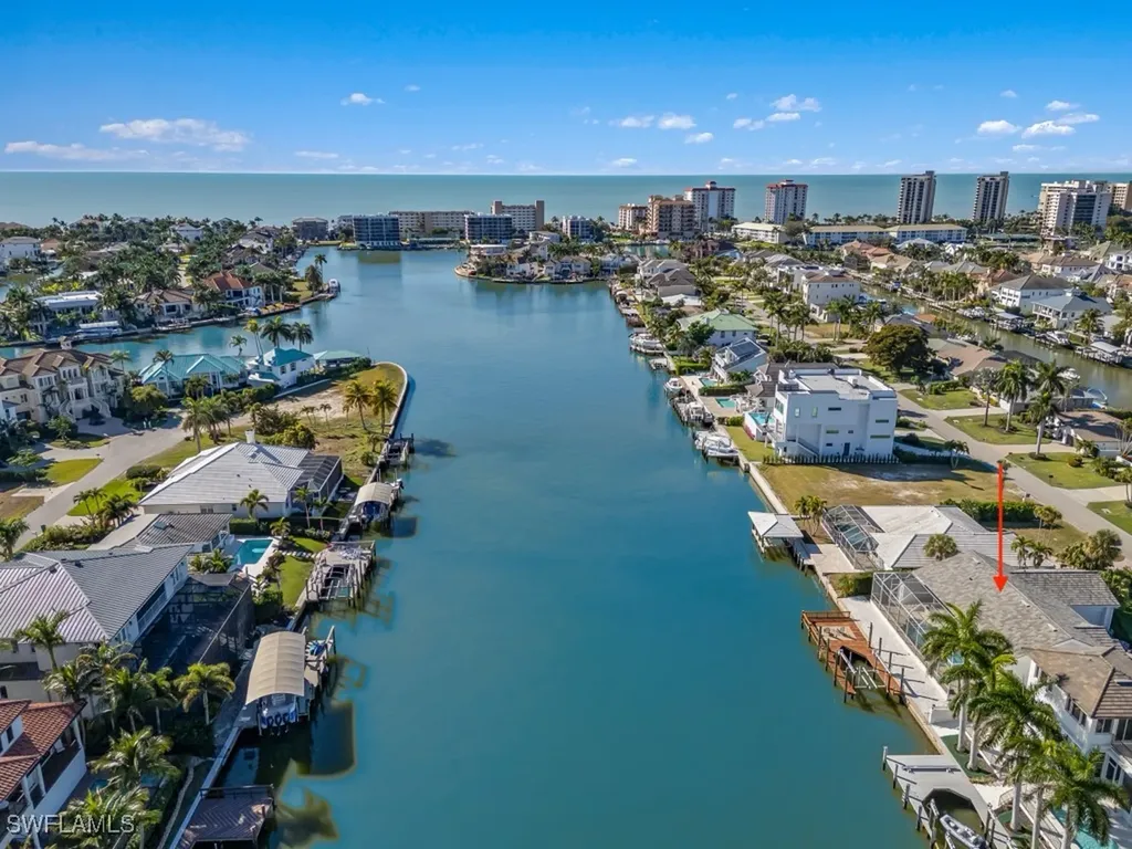 396 Conners Avenue Naples FL 34108