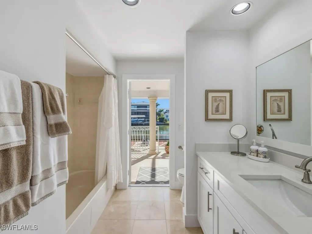 396 Conners Avenue Naples FL 34108