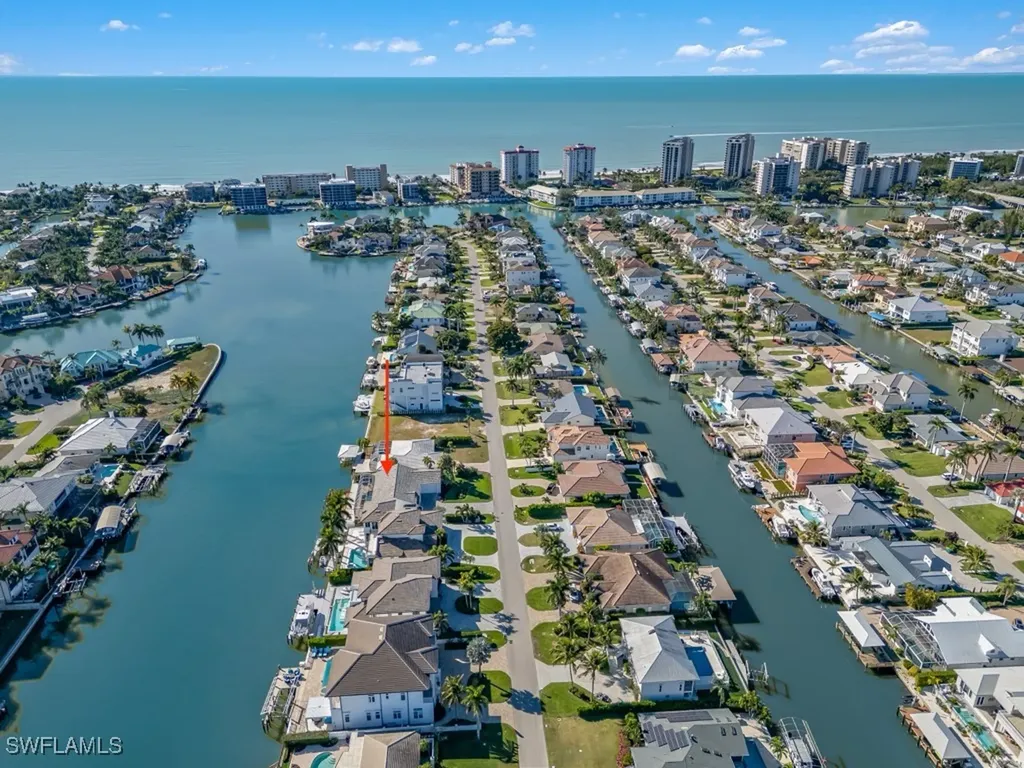 396 Conners Avenue Naples FL 34108