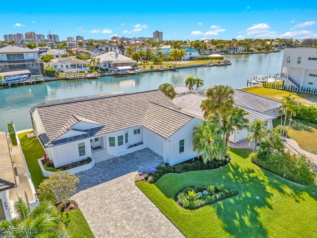 396 Conners Avenue Naples FL 34108
