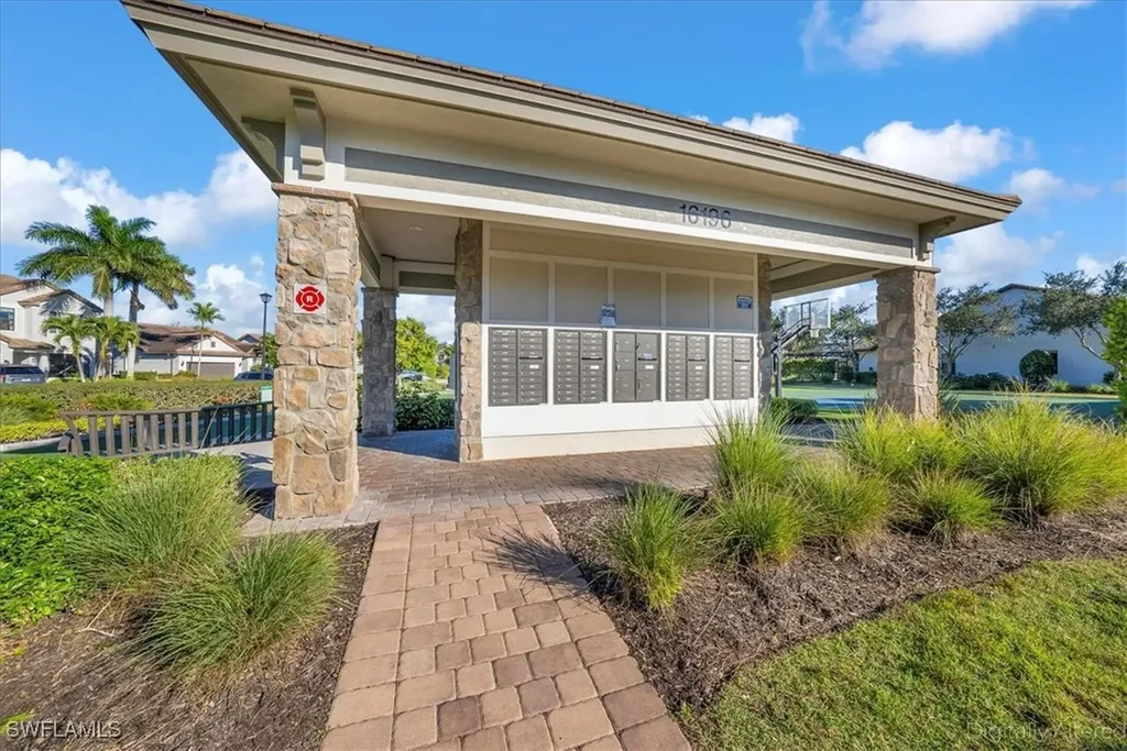 16367 Halberry Lane Naples FL 34110