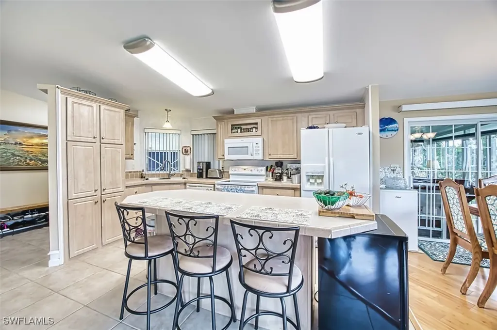 45 San Remo Circle Naples FL 34112