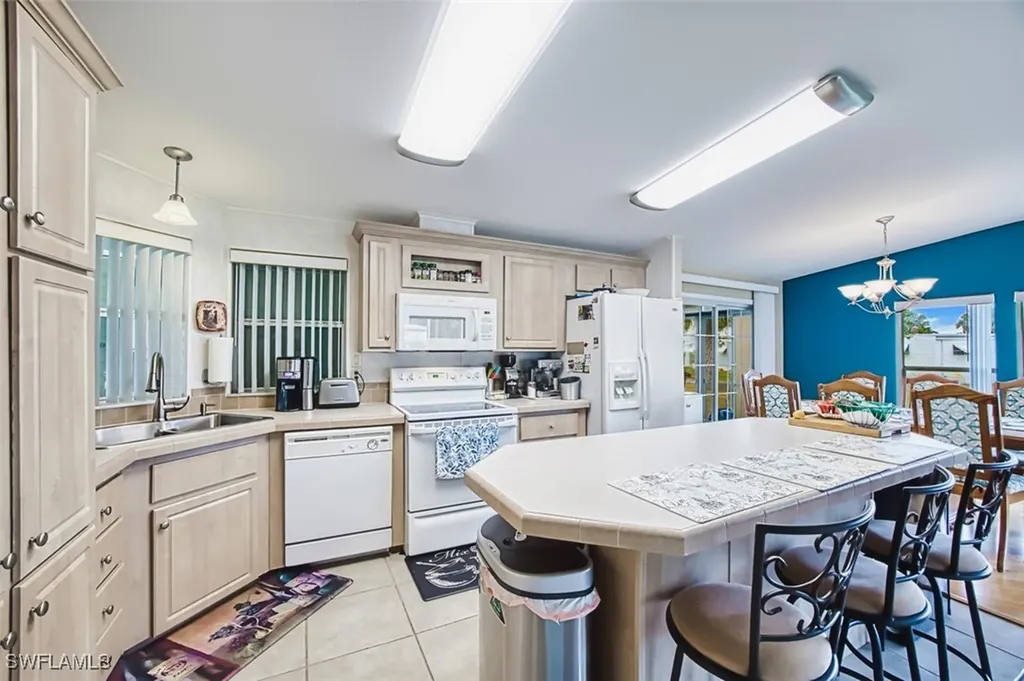 45 San Remo Circle Naples FL 34112