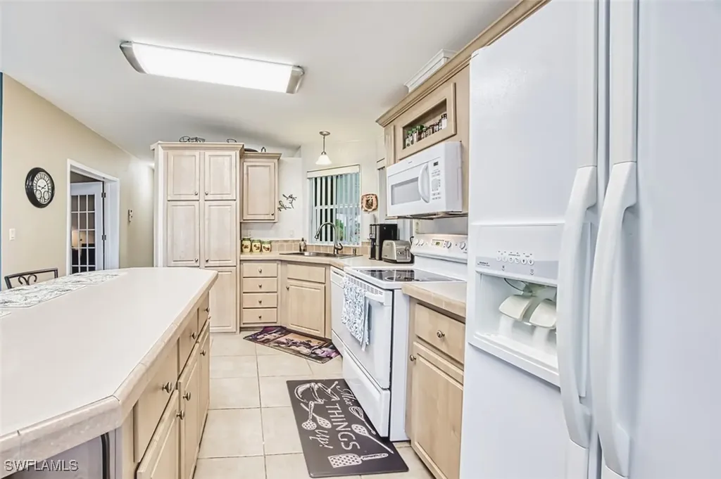 45 San Remo Circle Naples FL 34112