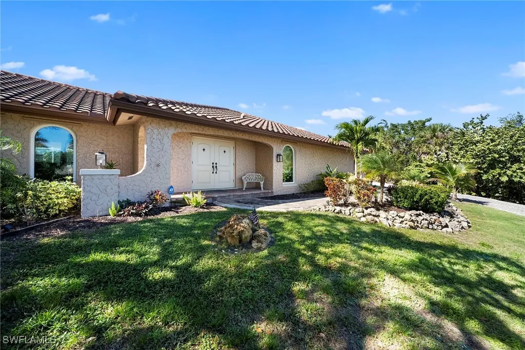 810 Scott Drive Marco Island FL 34145