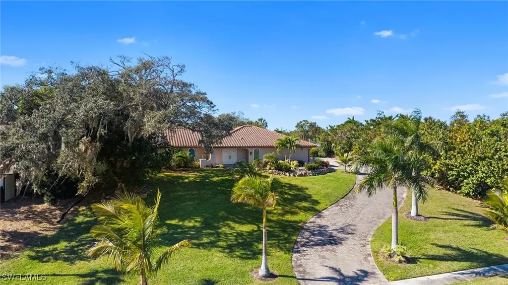 810 Scott Drive Marco Island FL 34145