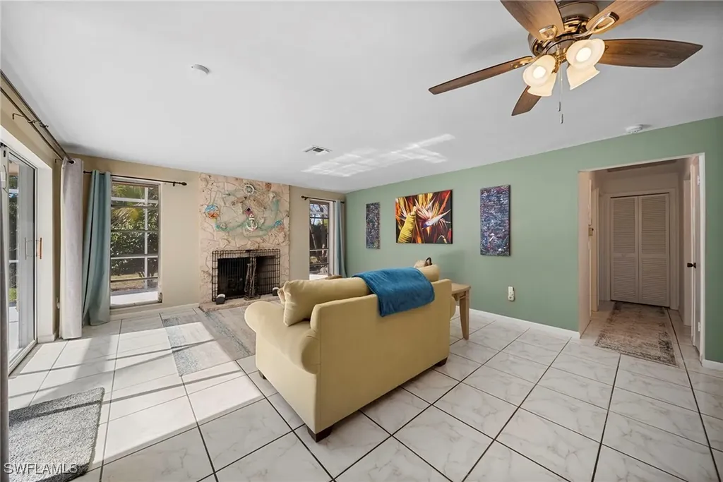 810 Scott Drive Marco Island FL 34145