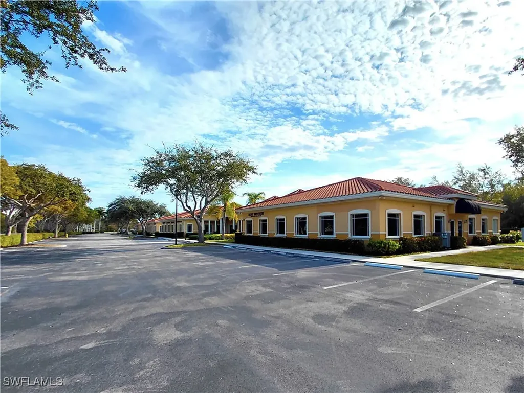 3376 Woods Edge Circle Bonita Springs FL 34134