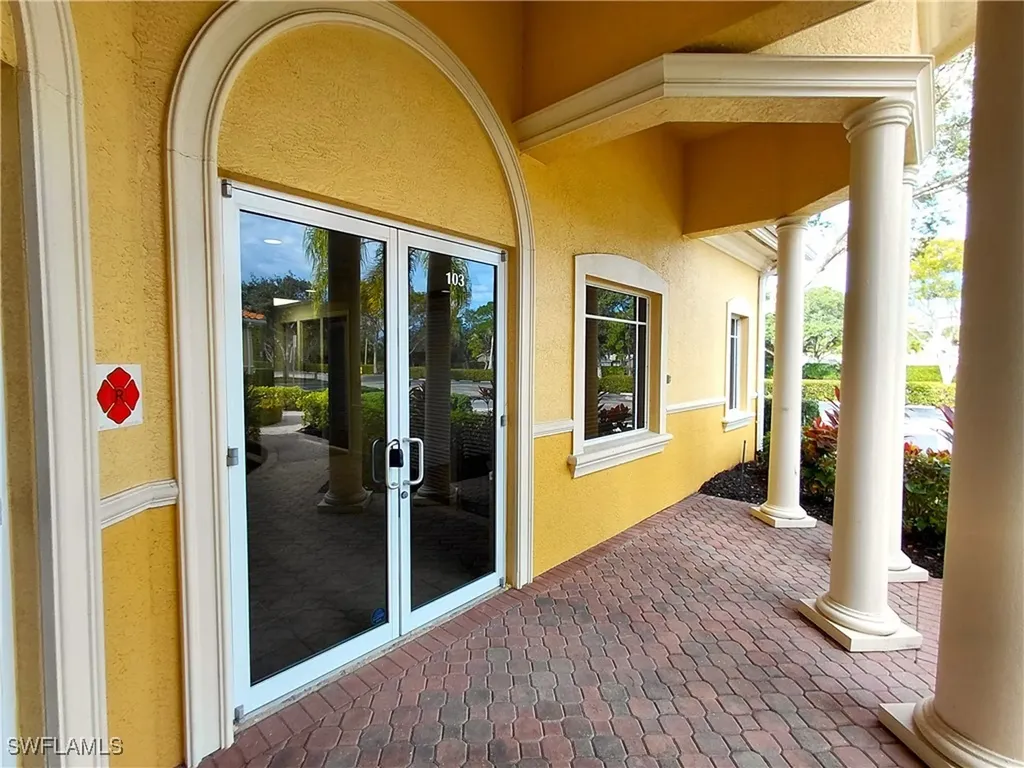 3376 Woods Edge Circle Bonita Springs FL 34134