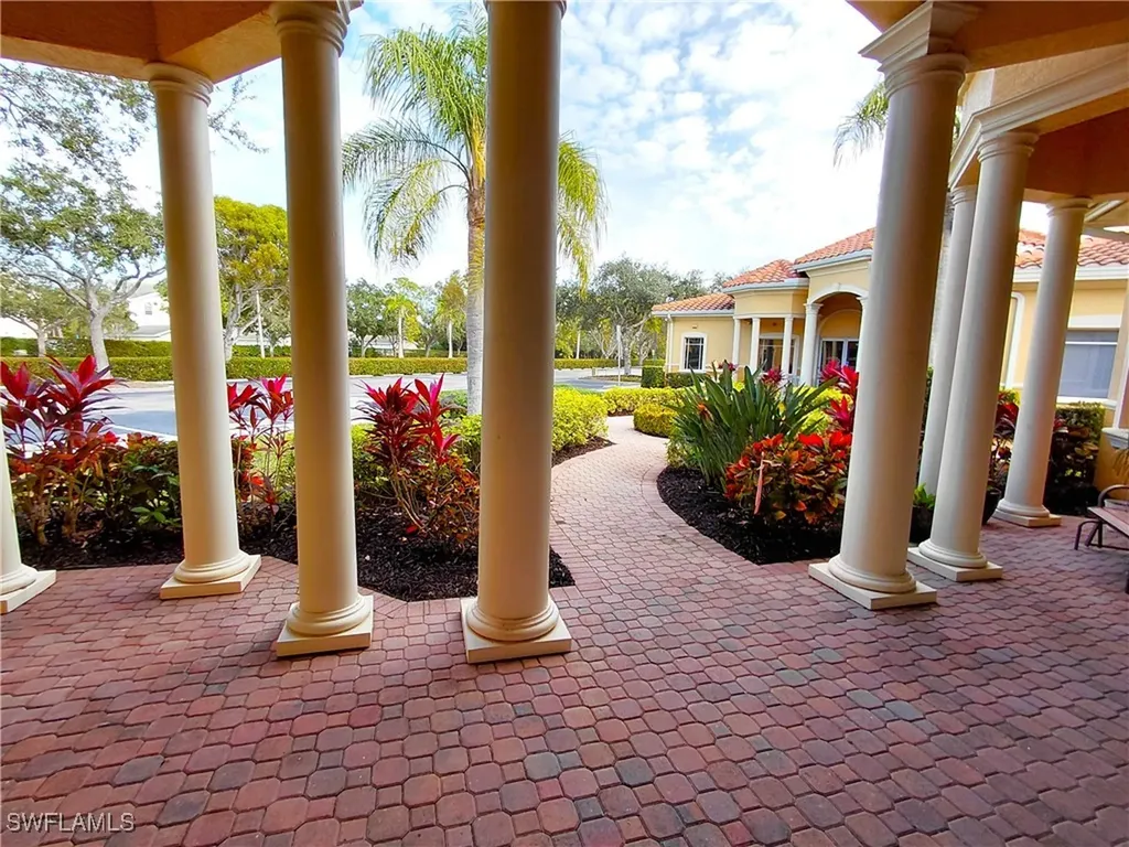 3376 Woods Edge Circle Bonita Springs FL 34134