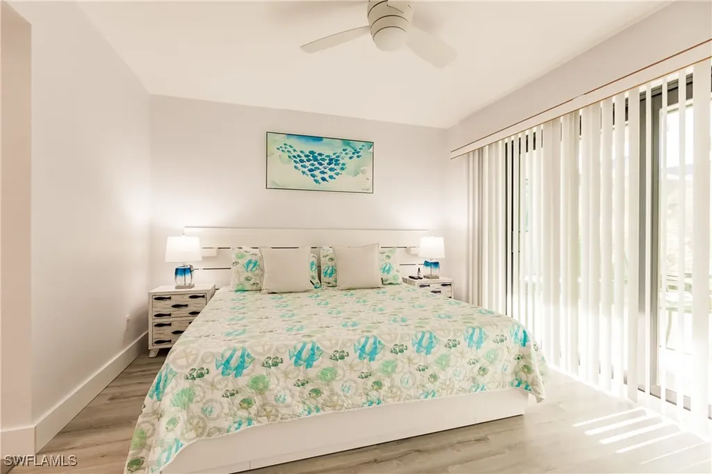 600 Neapolitan Way Naples FL 34103