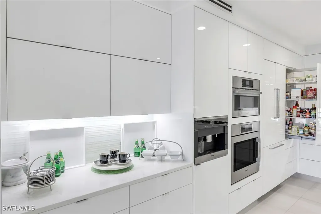 1135 3rd Avenue S Naples FL 34102