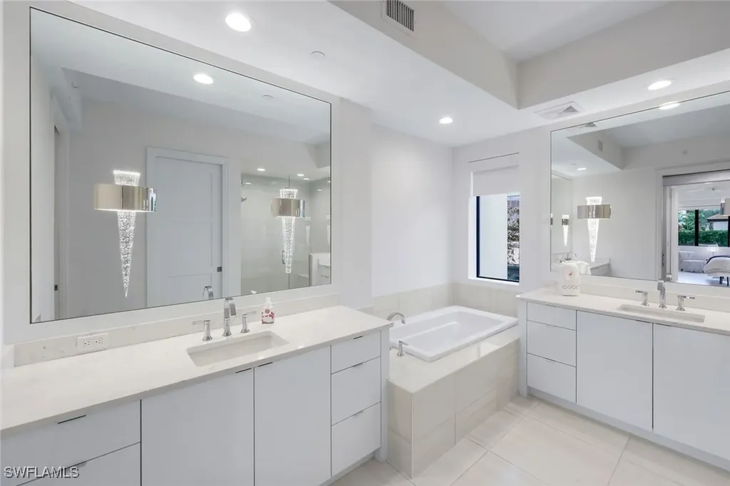 1135 3rd Avenue S Naples FL 34102