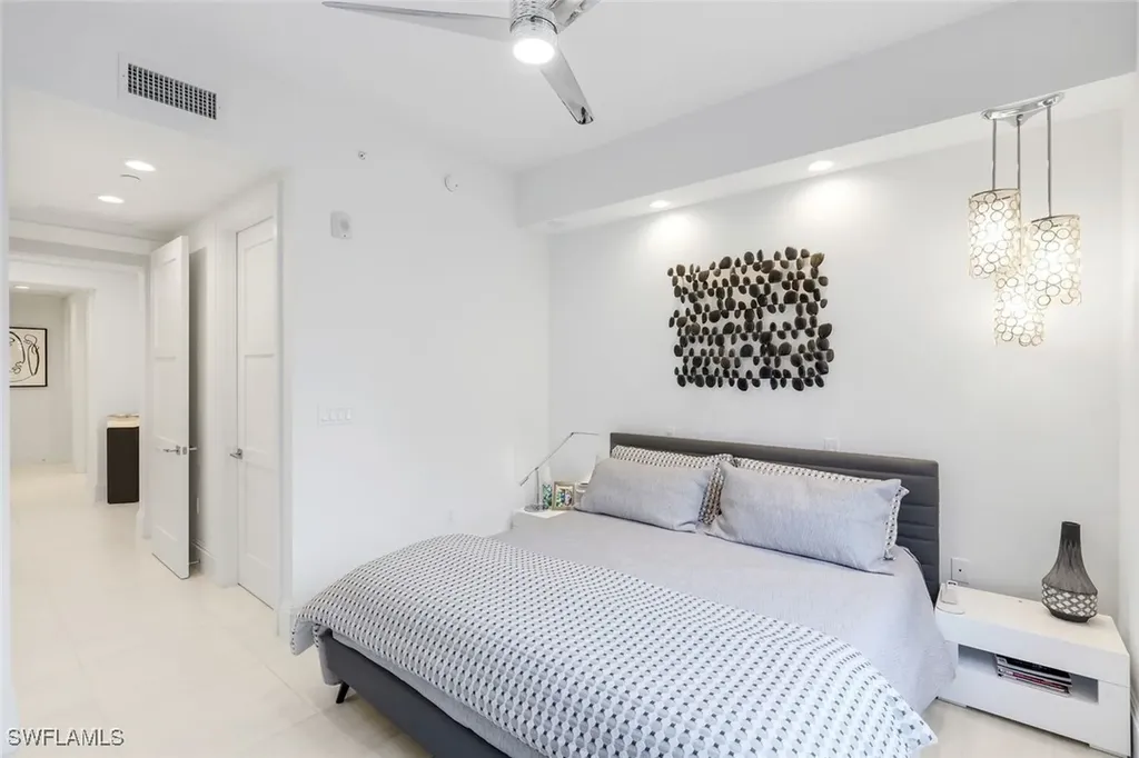 1135 3rd Avenue S Naples FL 34102