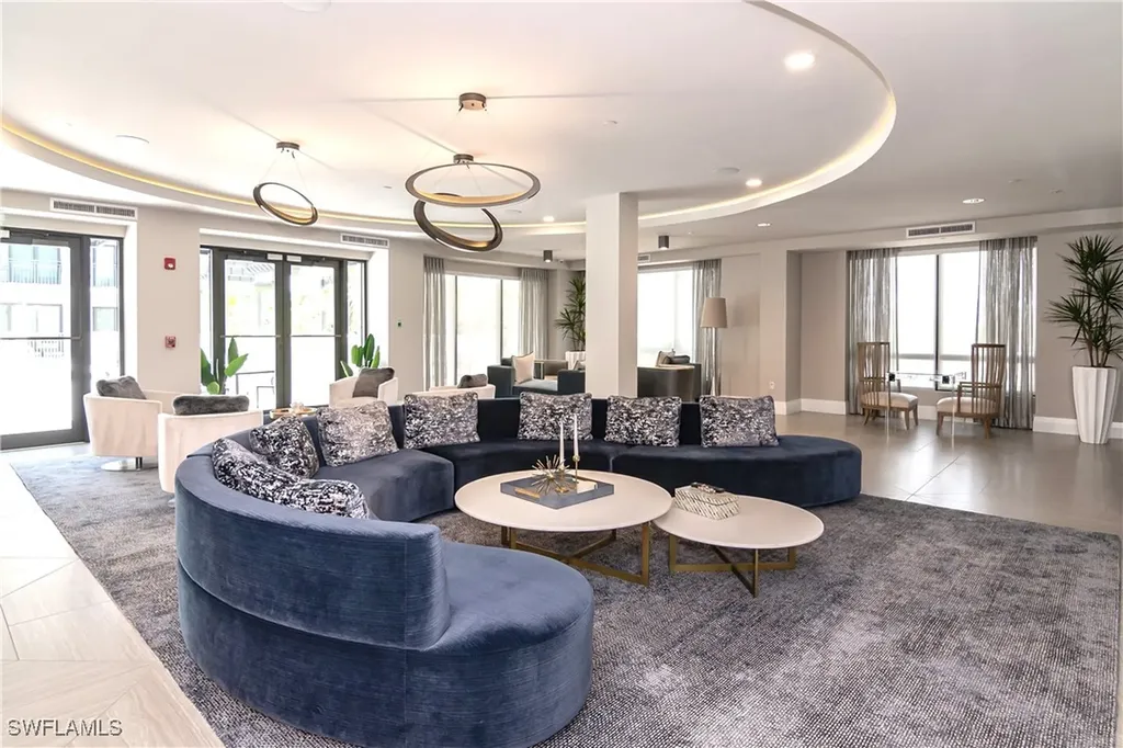 1135 3rd Avenue S Naples FL 34102