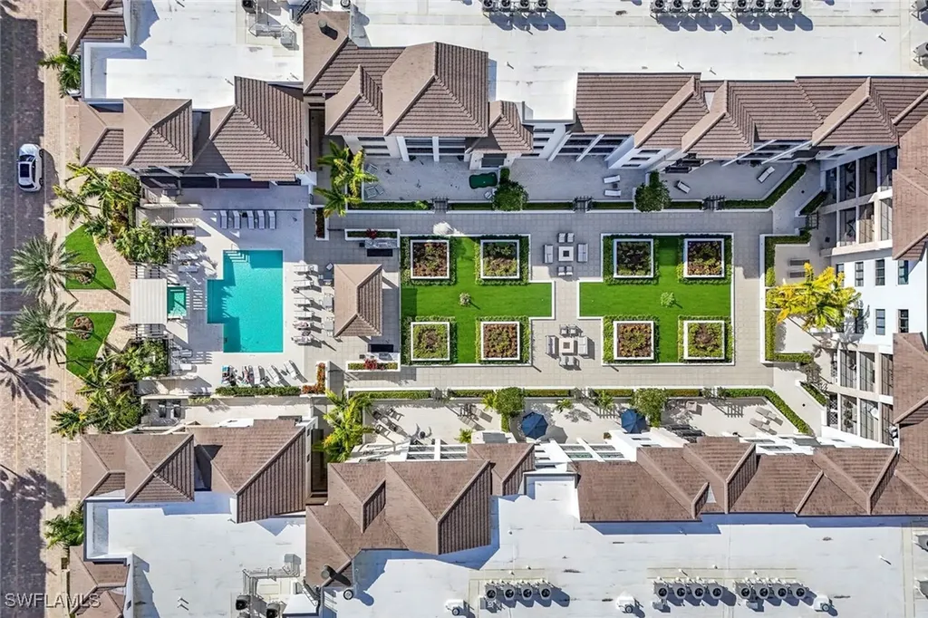 1135 3rd Avenue S Naples FL 34102