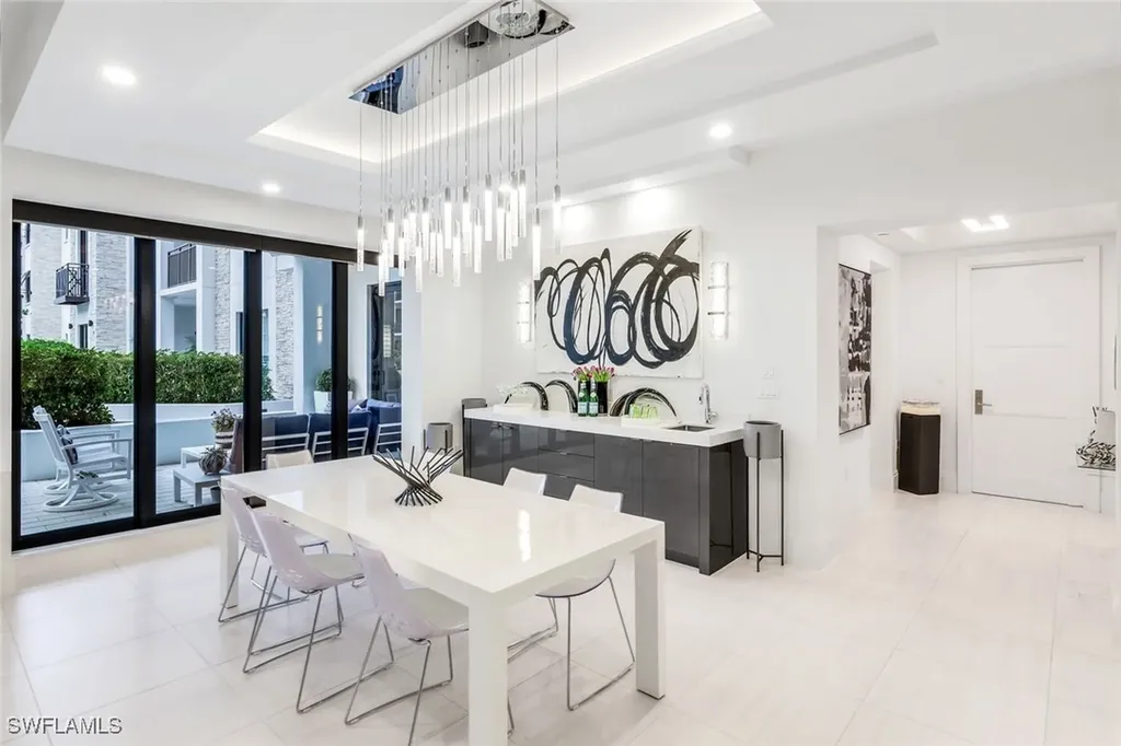 1135 3rd Avenue S Naples FL 34102