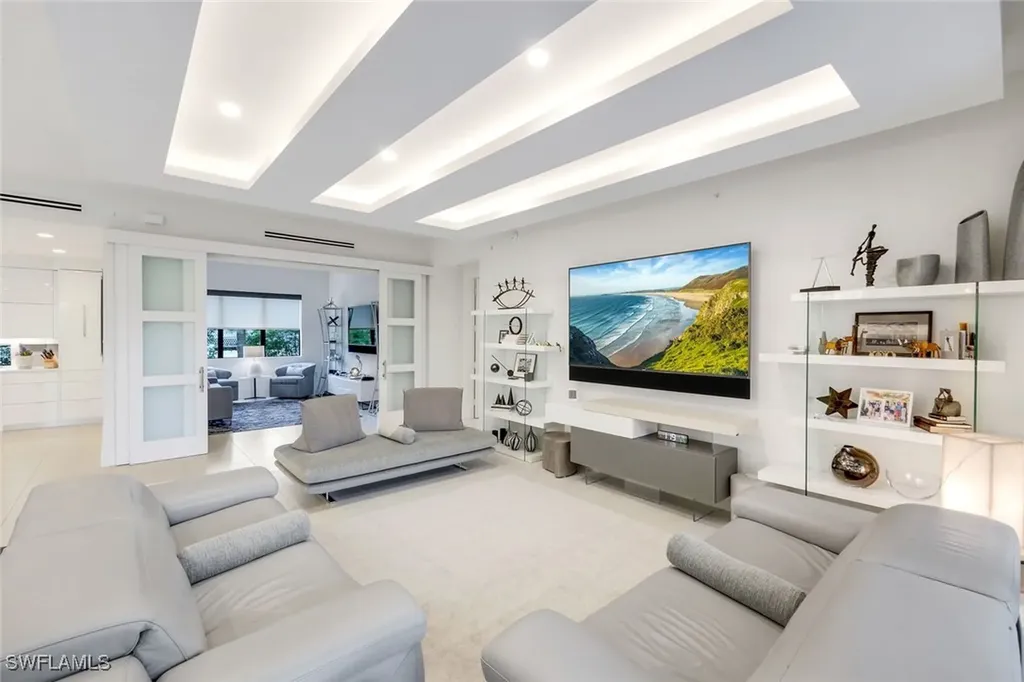 1135 3rd Avenue S Naples FL 34102