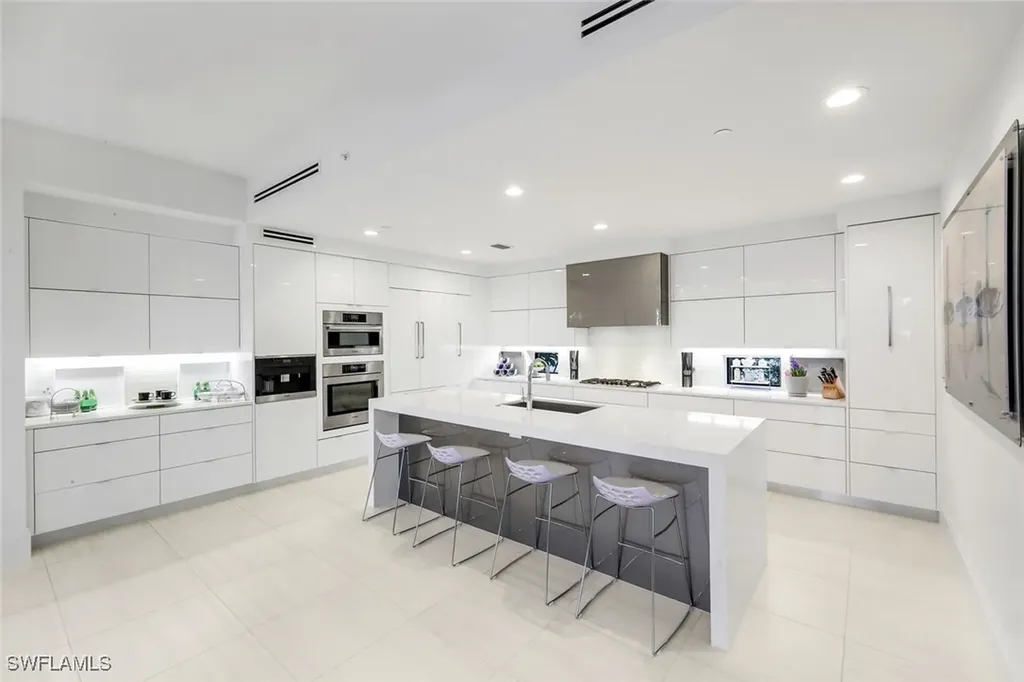 1135 3rd Avenue S Naples FL 34102