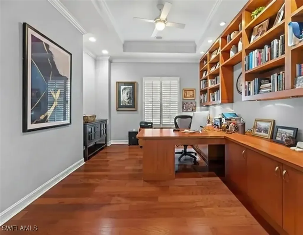 5045 Blauvelt Way Naples FL 34105