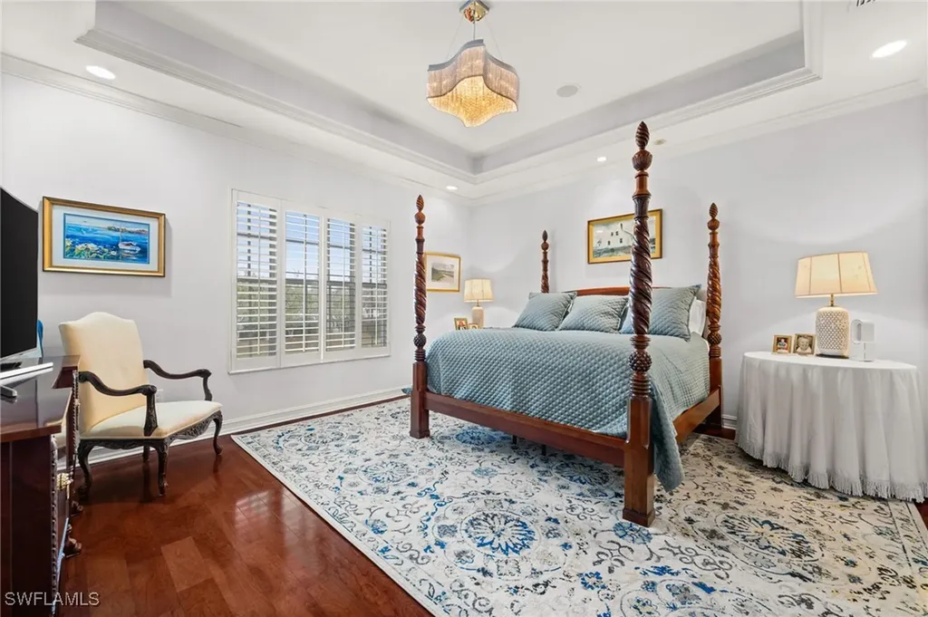 5045 Blauvelt Way Naples FL 34105