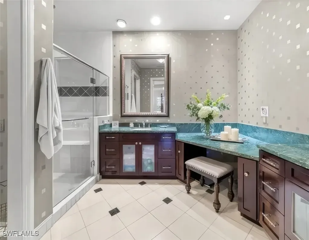 5045 Blauvelt Way Naples FL 34105