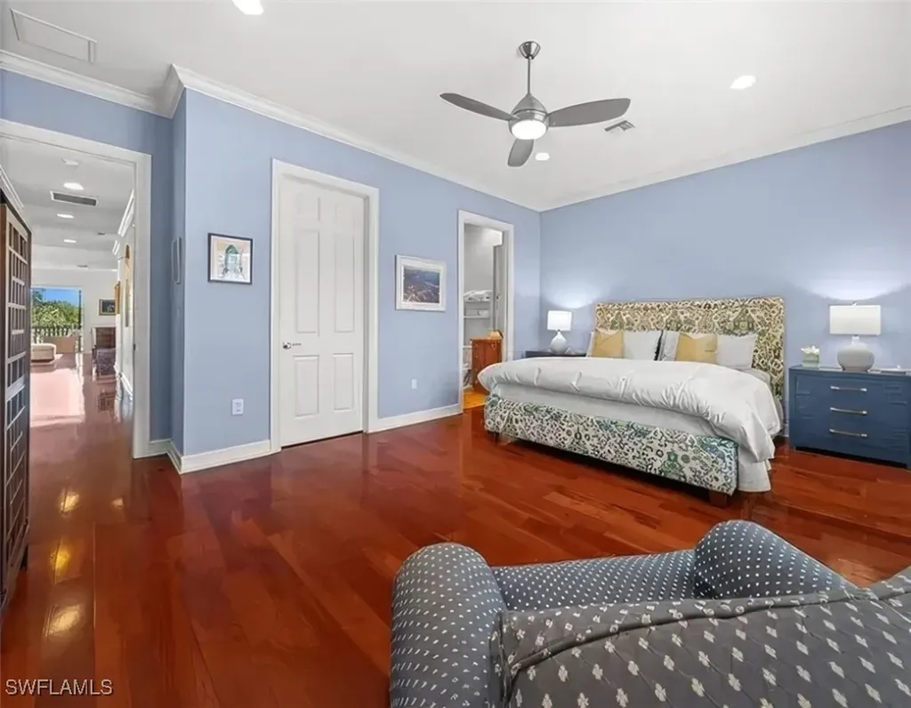 5045 Blauvelt Way Naples FL 34105