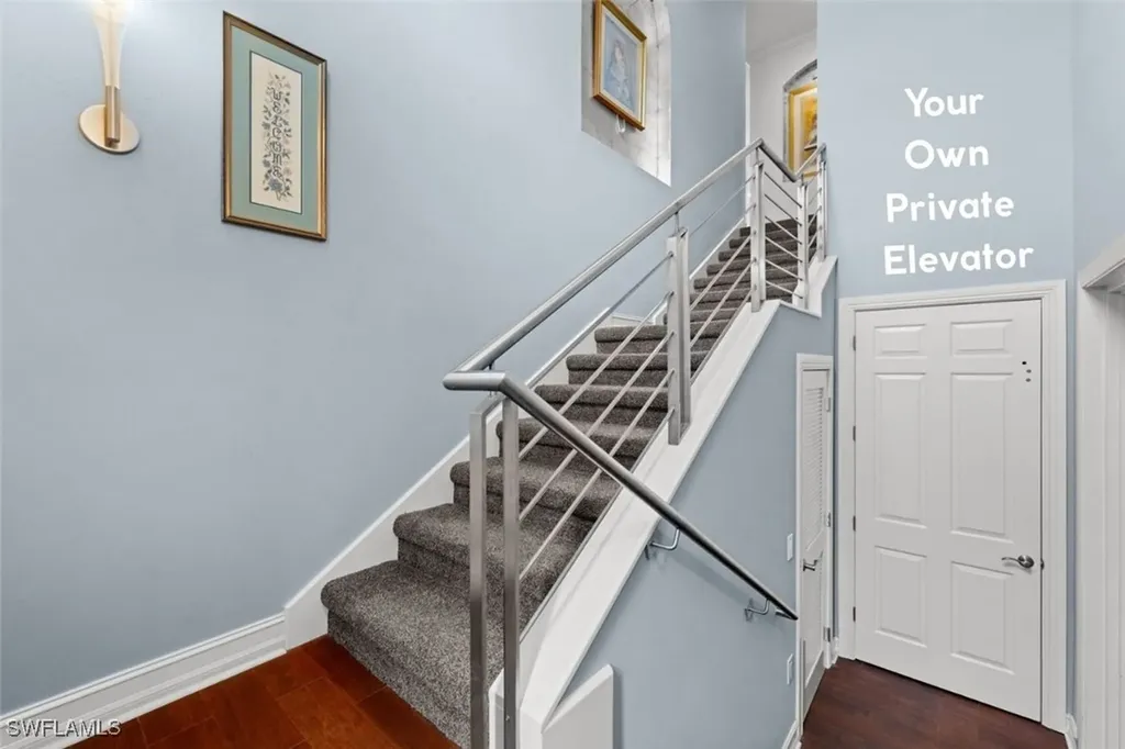 5045 Blauvelt Way Naples FL 34105