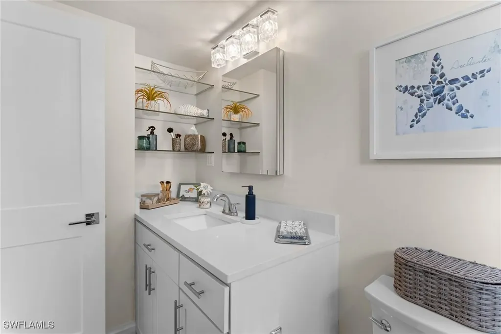 980 7th Avenue S Naples FL 34102