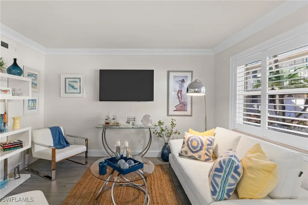 980 7th Avenue S Naples FL 34102