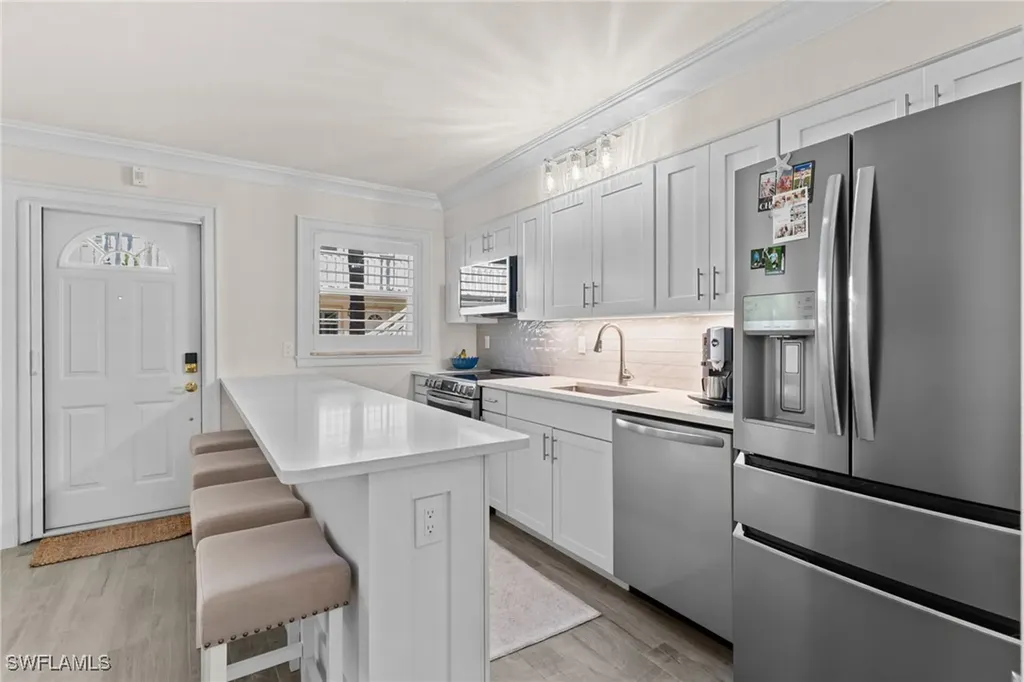 980 7th Avenue S Naples FL 34102